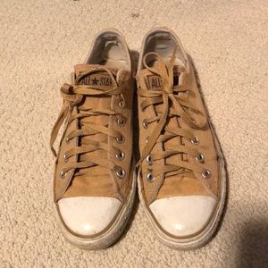 Cute yellow-ish converse